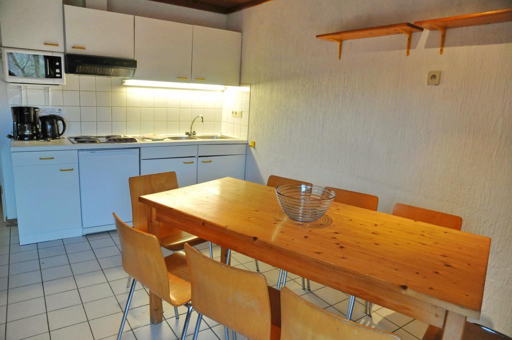 Hotel Les Doyards Vielsalm Zimmer foto