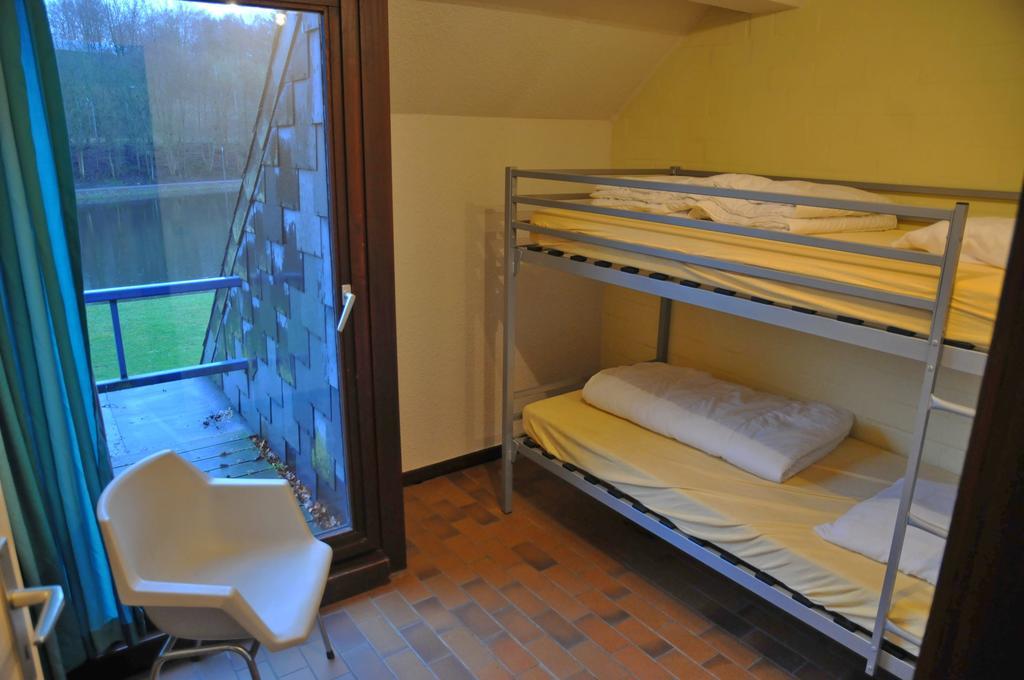 Hotel Les Doyards Vielsalm Zimmer foto